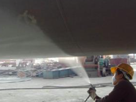 盐城彩钢瓦喷漆翻新是一项针对老旧